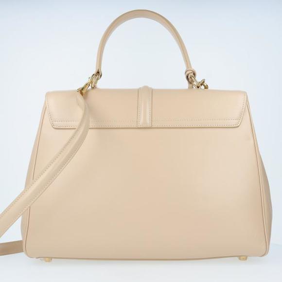 Celine Classic Saise Shoulder Bag CANTA Bej Light Beige Satin Calfskin - Picture 2 of 16